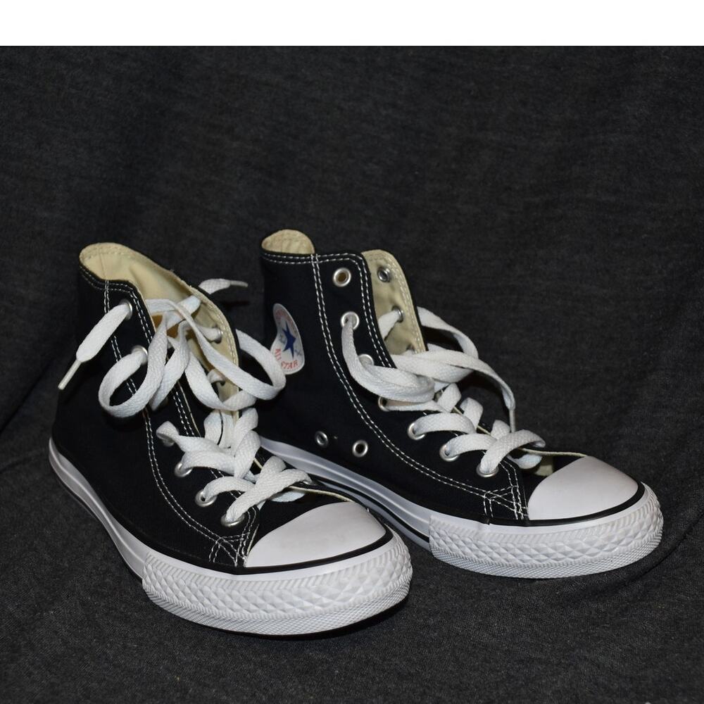 Converse Chuck Taylor Youth Size 3 All Star Classic High-Top Sneakers Black